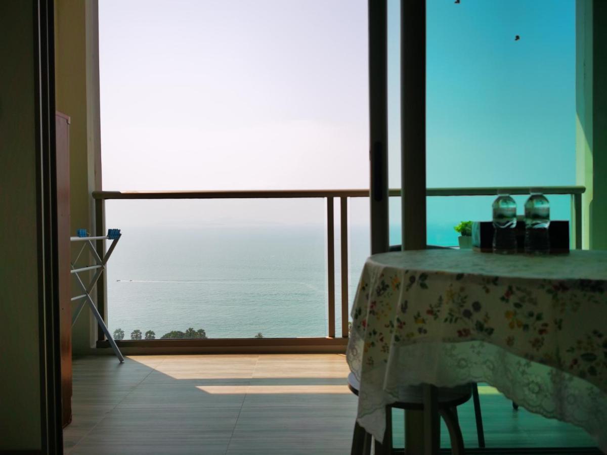 The Riviera Wongamat Hong Apartment Pattaya Exteriör bild