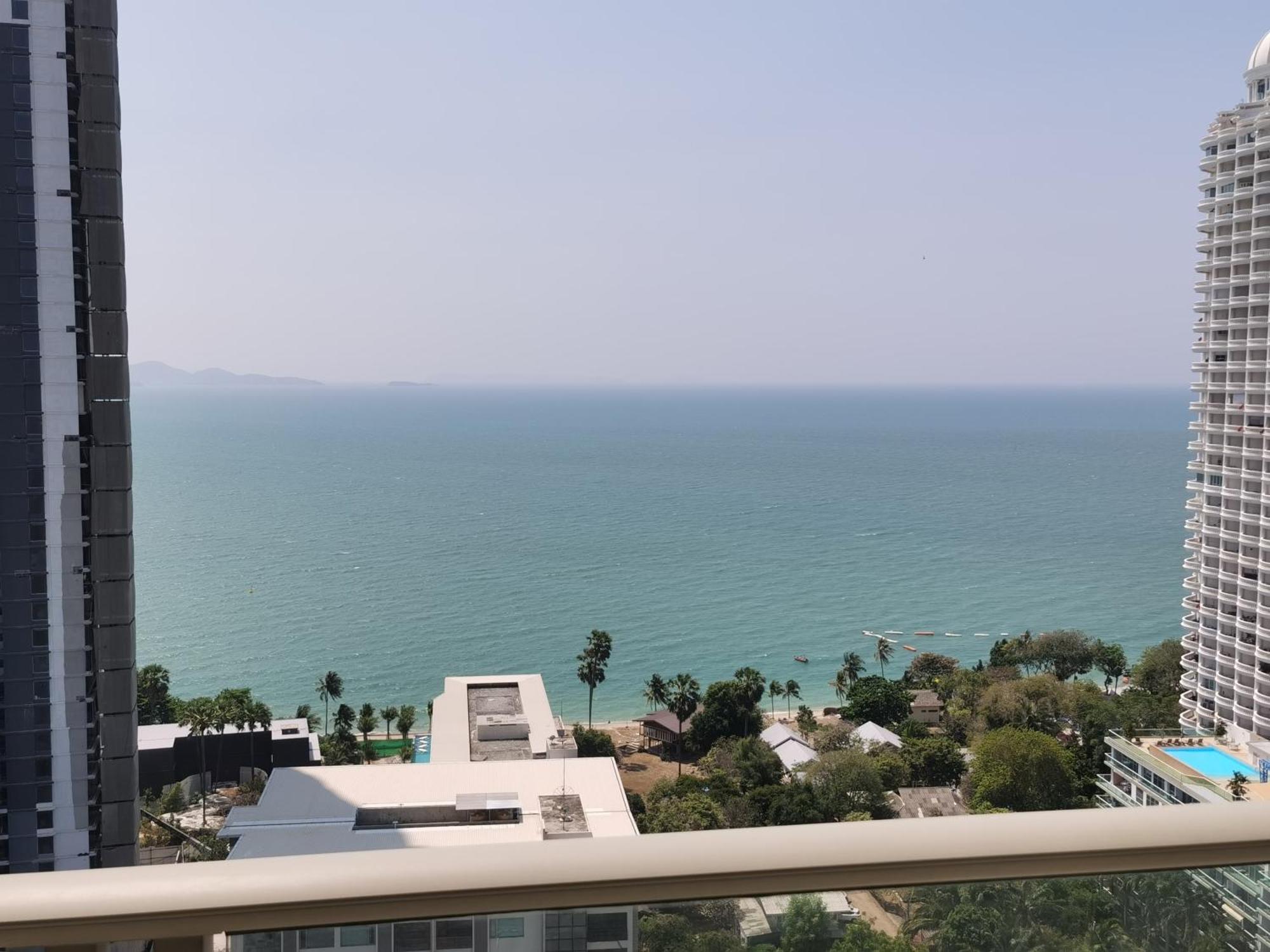 The Riviera Wongamat Hong Apartment Pattaya Exteriör bild
