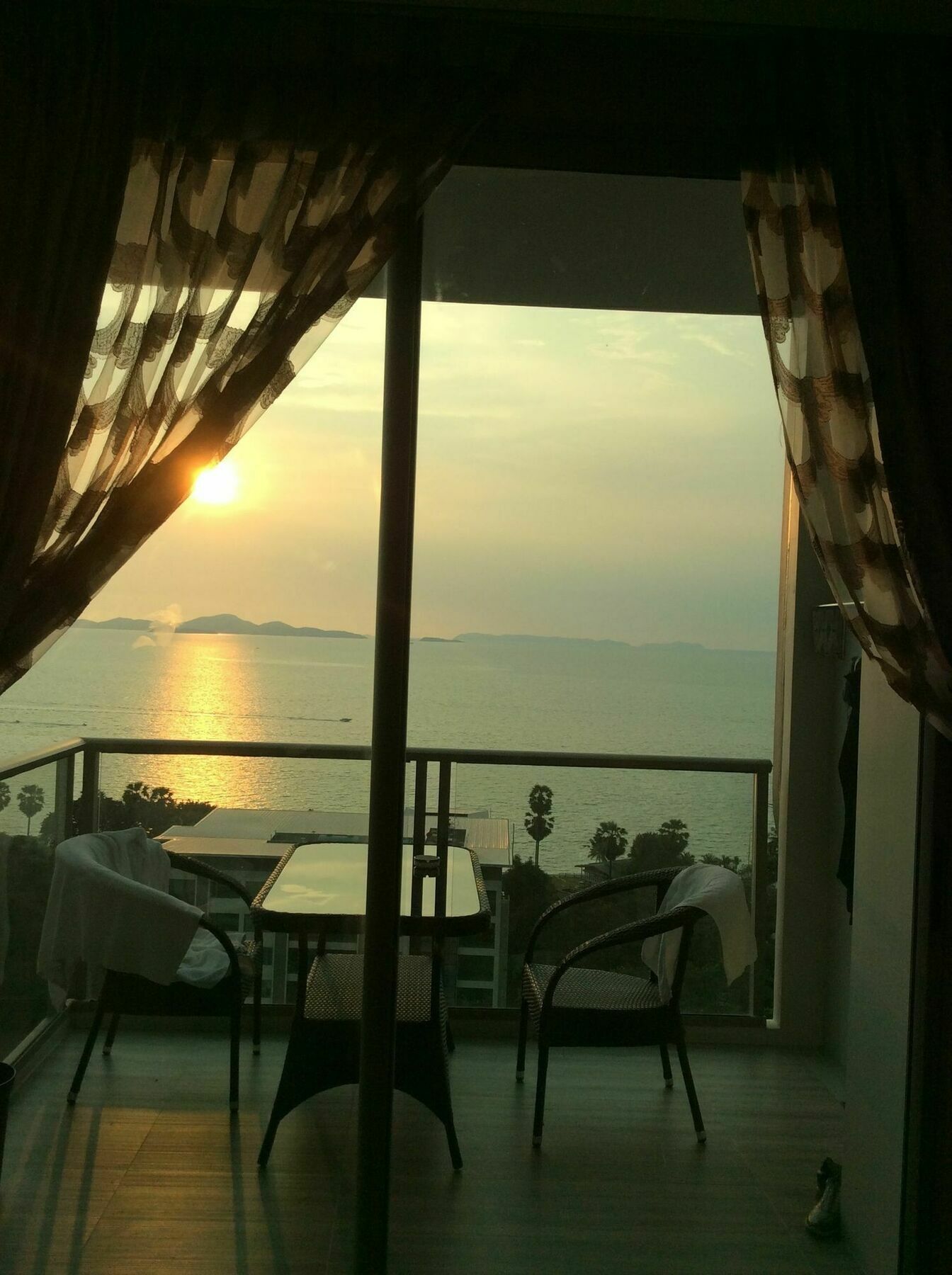 The Riviera Wongamat Hong Apartment Pattaya Exteriör bild
