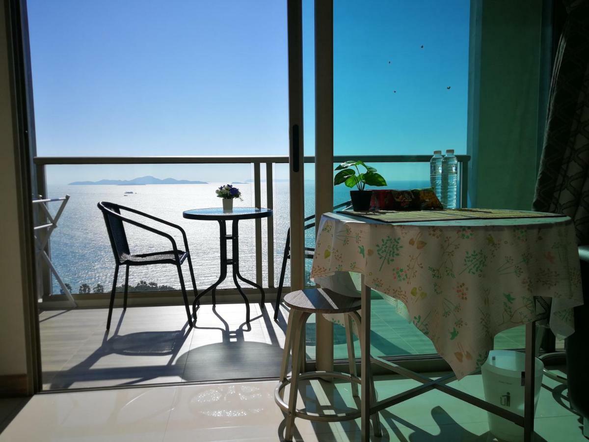 The Riviera Wongamat Hong Apartment Pattaya Exteriör bild