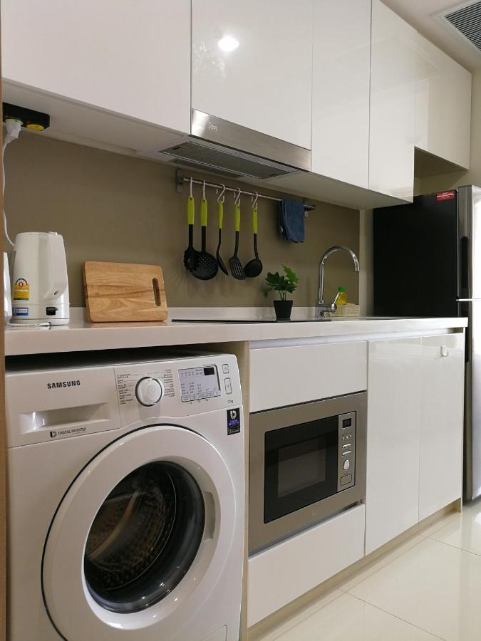 The Riviera Wongamat Hong Apartment Pattaya Exteriör bild