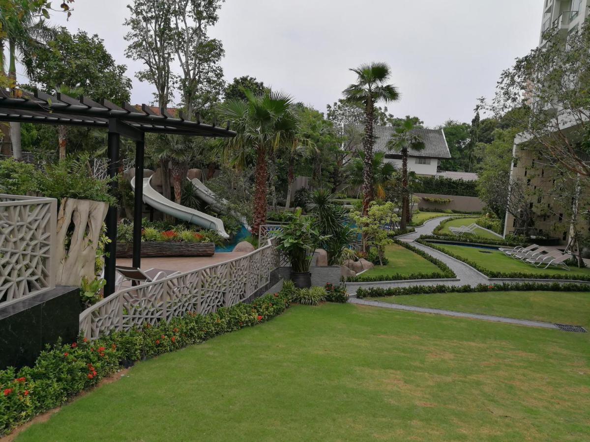 The Riviera Wongamat Hong Apartment Pattaya Exteriör bild