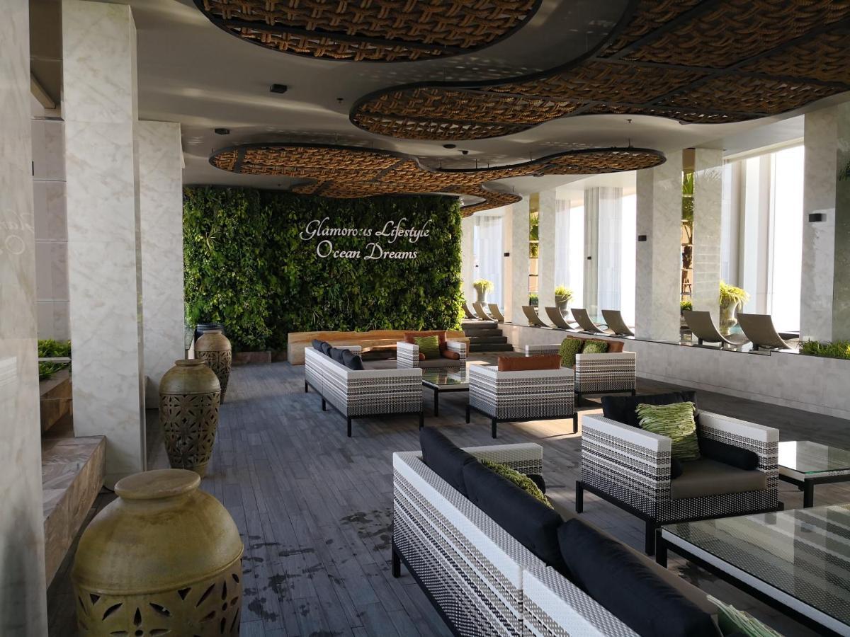 The Riviera Wongamat Hong Apartment Pattaya Exteriör bild