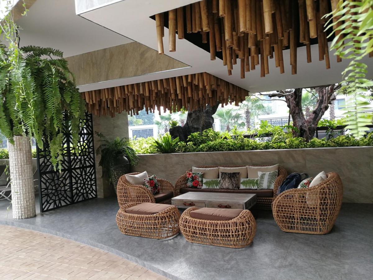 The Riviera Wongamat Hong Apartment Pattaya Exteriör bild