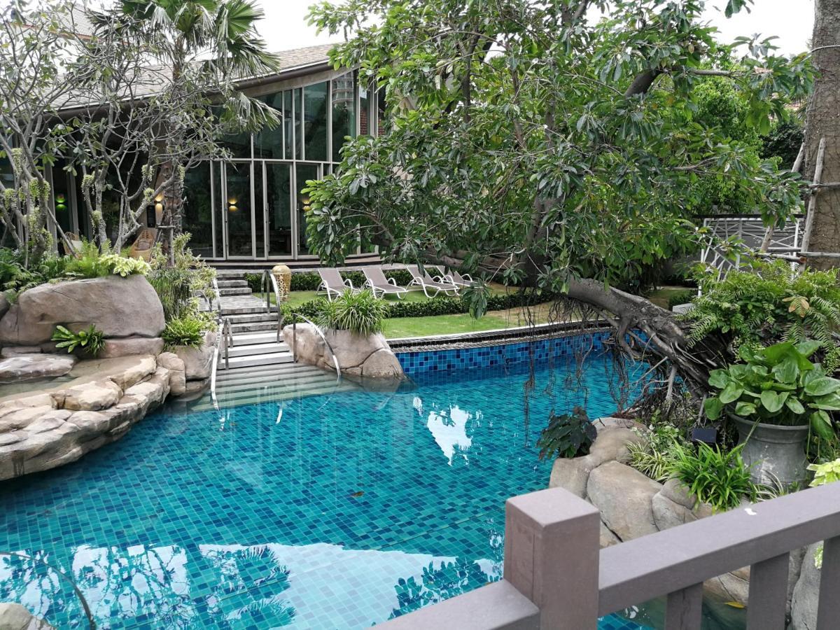 The Riviera Wongamat Hong Apartment Pattaya Exteriör bild