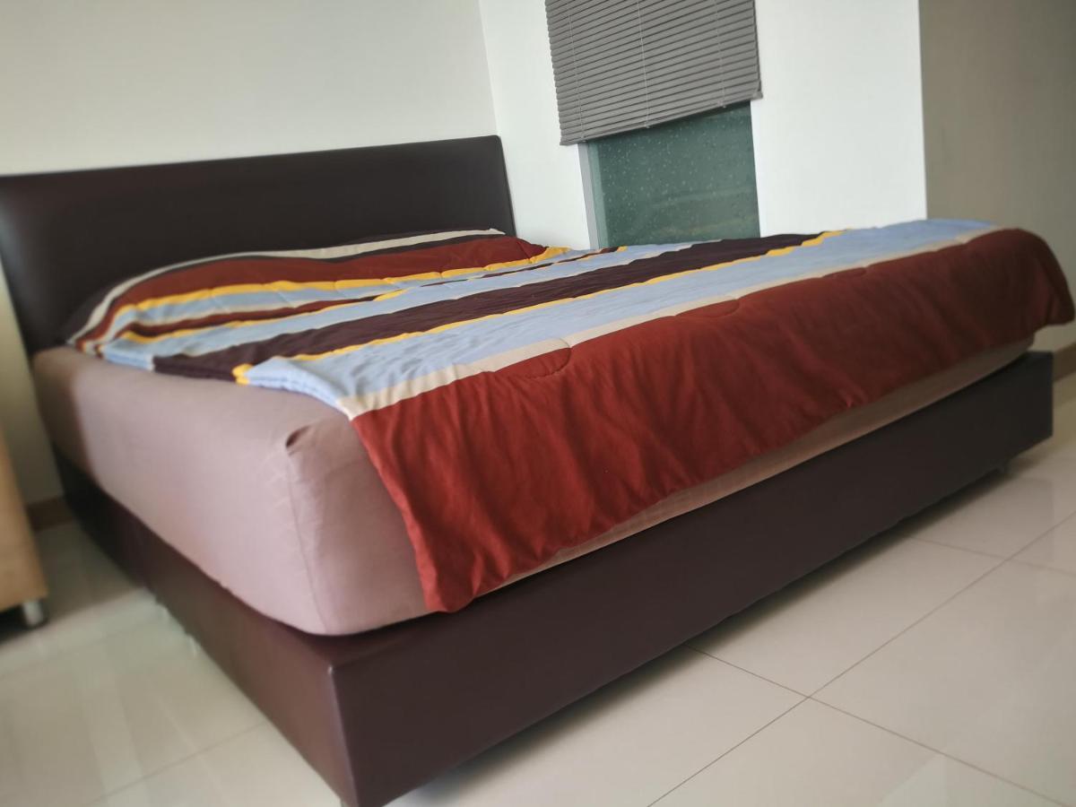 The Riviera Wongamat Hong Apartment Pattaya Exteriör bild